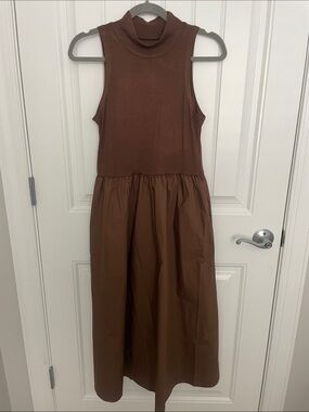 Sleeveless Mock Neck Maxi Dress in Brown